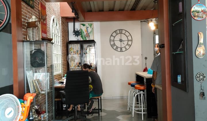 Cluster Viola Sudah Renovasi Rumah