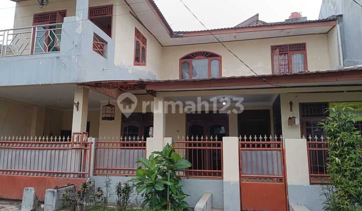 Dijual Rumah Luas di Perumahan Villa Mutiara, Ciputat - Cocok untuk Keluarga Besar, wnti + tat