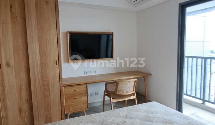 Fully Furnished Apartment at Embarcadero Bintaro with Premium Facilities, Only 55 Million per Year, Lease