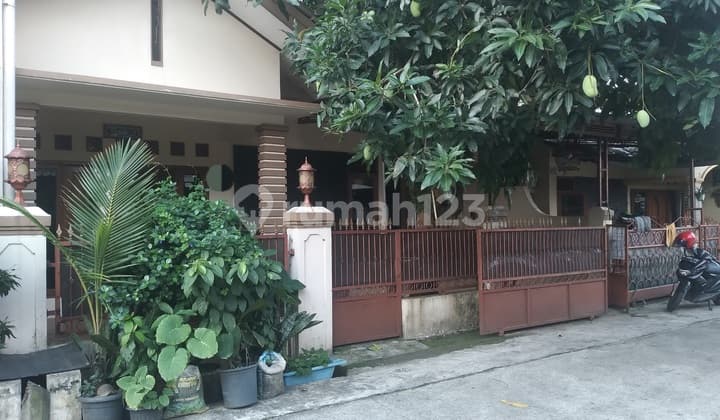 Rumah di Reni Jaya, Pamulang Timur SHM Sudah Renovasi