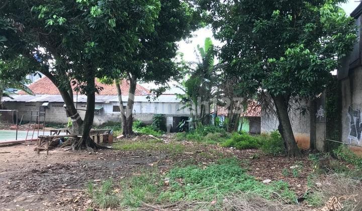 Land in Haji Rean, Pamulang, South Tangerang, 1043 m² with SHM (Certificate of Ownership).