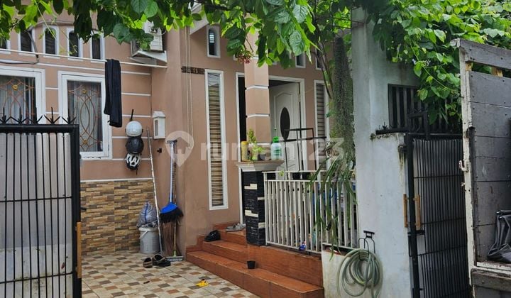 For Sale: Good Ready-to-Live House, South Facing, Near Bintaro Sector 9
