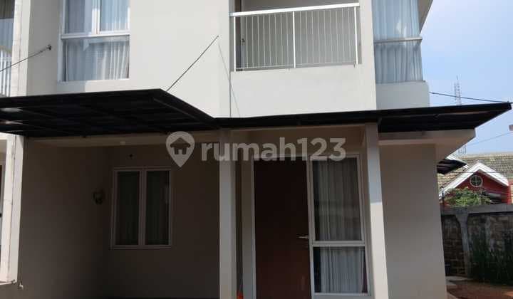 Rumah Hook Bagus SHM Dekat Bintaro