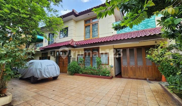 Rumah strategis untuk bisnis di Rawamangun Jakarta Timur