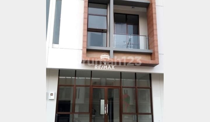 Ruko The Savoy 2Lt 6X17 102M Jgc Jakarta Garden City Cakung