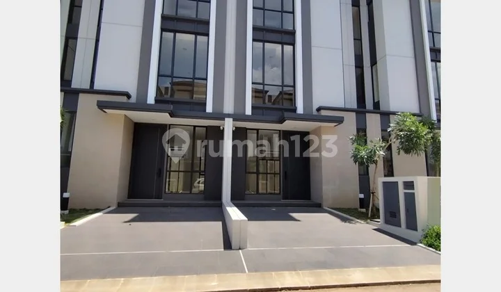 Ready-to-occupy 2-story house 6x14 84m in Cluster Sentarum Asya Jgc Cakung