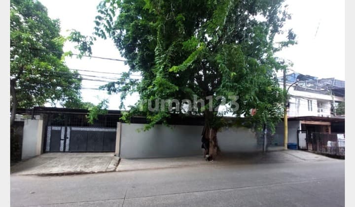 2-story ready-to-use office 20x20 400m Cengkareng West Jakarta