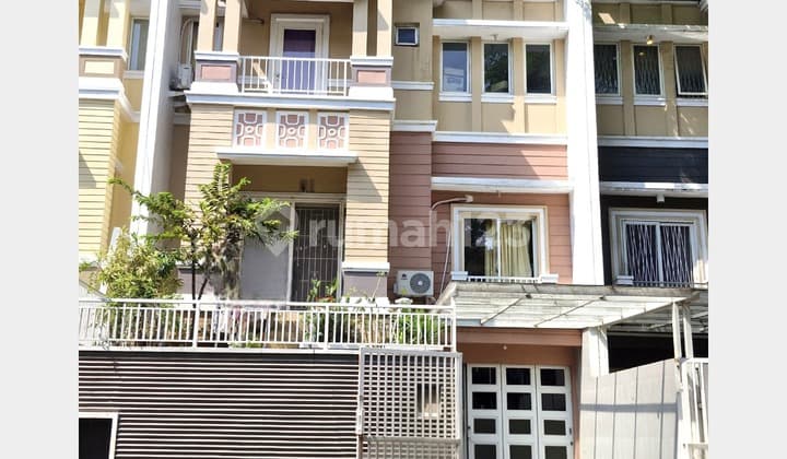 Townhouse Emerald PIK 3 floors 8x14 116m type 4BR North Jakarta