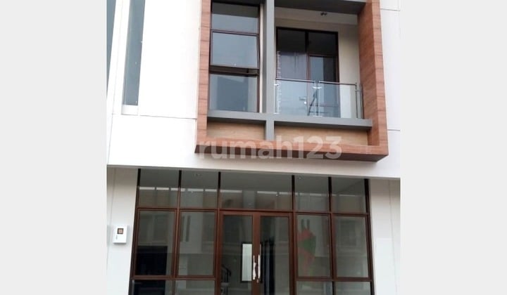 Ruko The Savoy 2 Floors 6X17 102M Jakarta Garden City Cakung