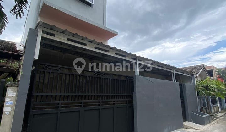 Di Jual Cepat Kos - Kosan di Ciledug, Tangerang