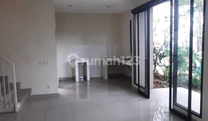 Rumah 2 Lantai di Vinaya Terrace, Ciputat, Tangerang Selatan
