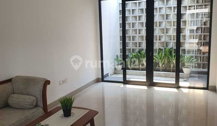 Rumah 2 Lantai di Graha Bintaro, Tangerang Selatan