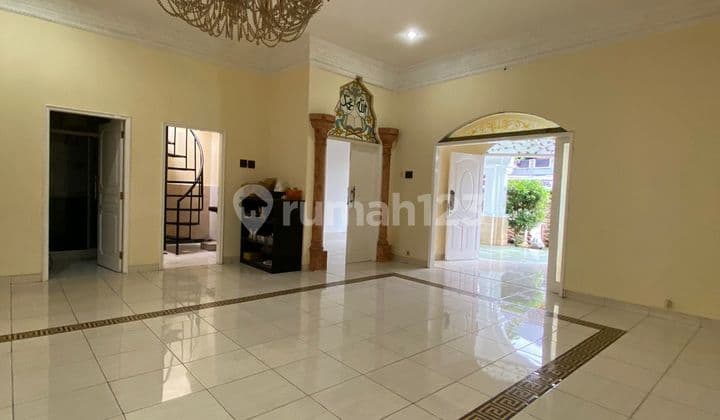Rumah Bagus di Jl Rawa Simprug, Jakarta Selatan,