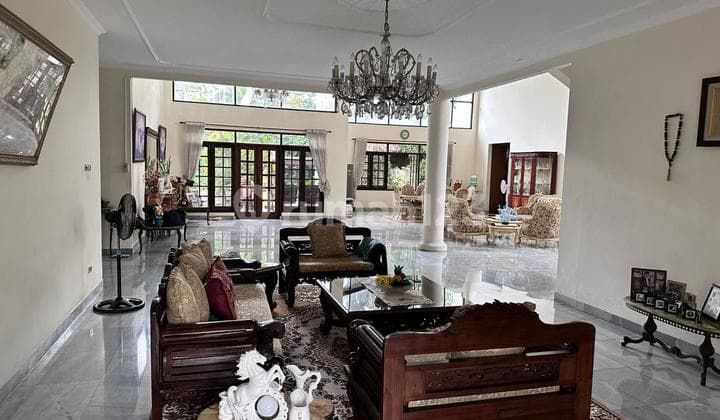Rumah 2 Lantai di Pejaten, Jakarta Selatan,