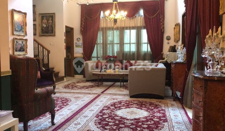 Di Cepat Rumah 2 Lantai Bagus di Menteng, Bintaro Jaya Sektor 7,