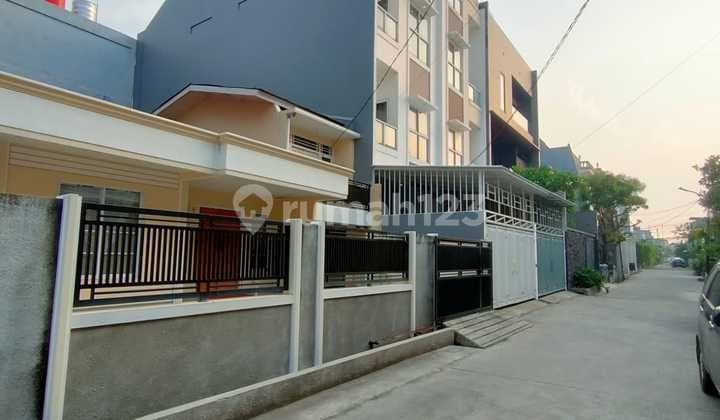 Quick Sale Green Ville house. Size 11x20, 1 floor, good condition.