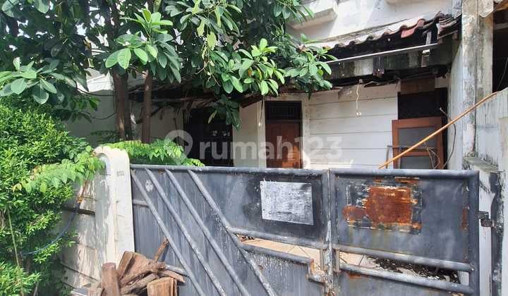 Jual Cepat-Rumah Tua/Tanah di Sunrise Garden.lokasi Bagus.bebas Banjir Uk 6,5X20
