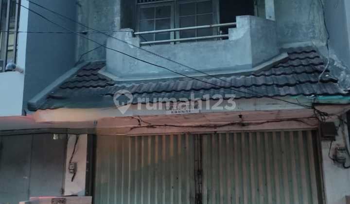 FRANS CEN- Dijual Ruko Duta Mas-Jelambar.bgs lokasi..depan jalan boulevard Hitung tanah Lt.5 x 26.5 / 2 lt