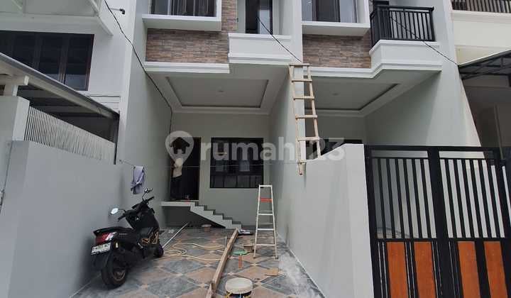 Newly Rented House in Exclusive Complex at Greenville. New. Nice. Wow. ○ Land Area 75 m²