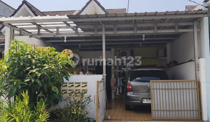 Selling a House on Jalan Utama Mgc - 2 Bedrooms, Freehold Title, 750 Million Negotiable