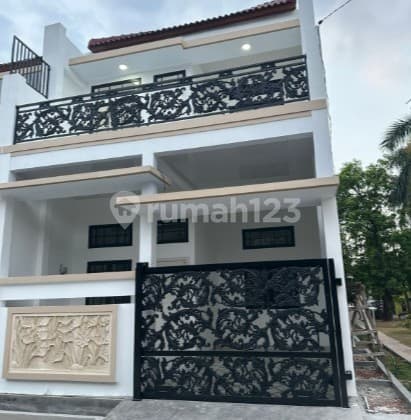 Best Deal! 2-Story House Harapan Indah - 150M², Good Condition, SHM 1.55 Billion