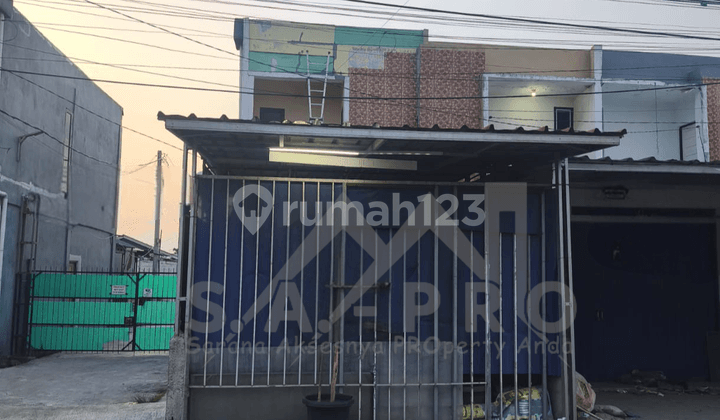 Dijual Cepat!! Rumah Pinggir Jalan Cocok untuk Hunian Maupun Usaha di Babelan