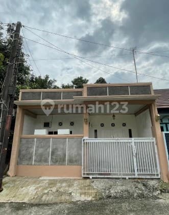 Newly Renovated! Modern Minimalist House with Freehold Title in Pondok Pekayon Indah, with Full Interior Bonus (Record 205)