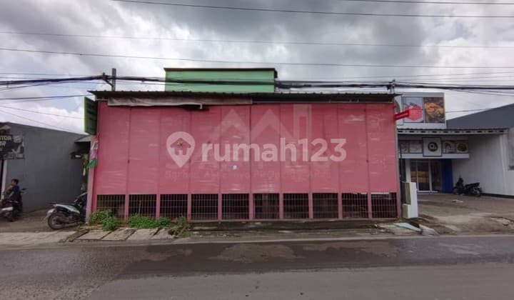 For Sale / For Lease 2 Adjacent Shop Units - Area 198M² Price 1.8 Billion / Rent 60 Million/Year (Rcd 165)
