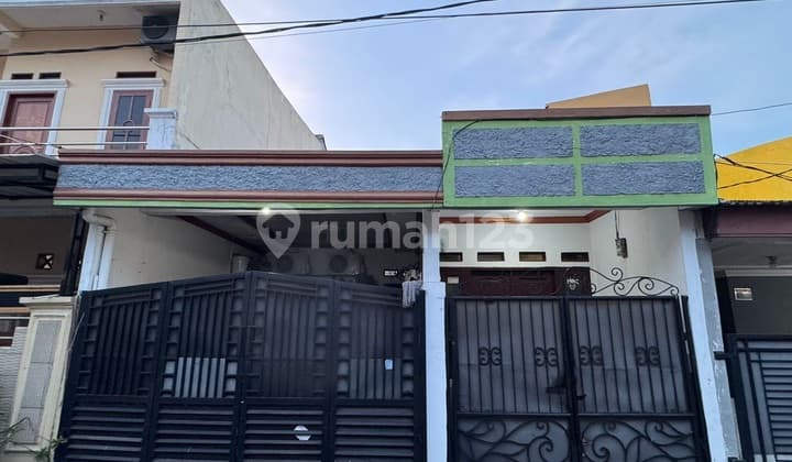 Dijual Rumah Design Modern Minimalis Siap Huni Cocok untuk Keluarga Lokasi Pondok Ungu Permai 31539 Ya