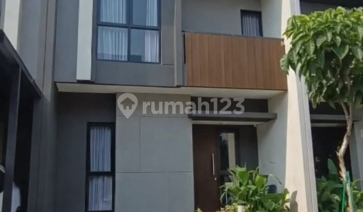 Rumah 4 Kt Summarecon Crown Gading bisa Nego (73548 Fd)