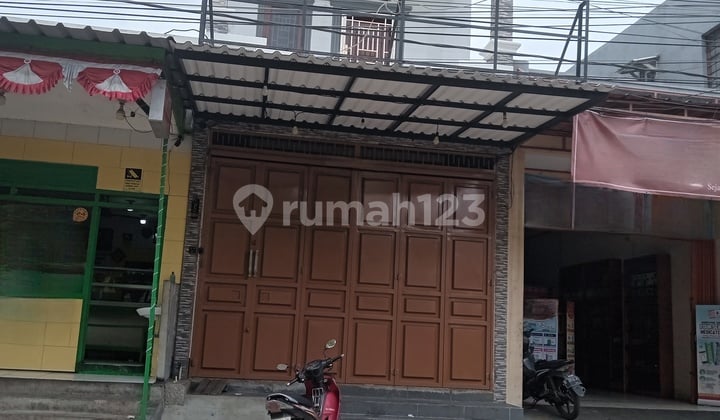 Lokasi Emas Pejuang! Ruko 3 Lantai Mewah, Siap Huni 73558 YOS