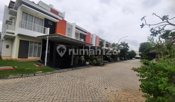 For Sale House in Green Lake City Tangerang, America Cluster