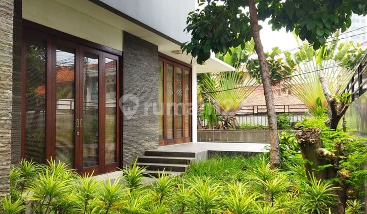 Rumah Huk Ada Pool Dlm Kompleks Di Cilandak, Jakarta Selatan