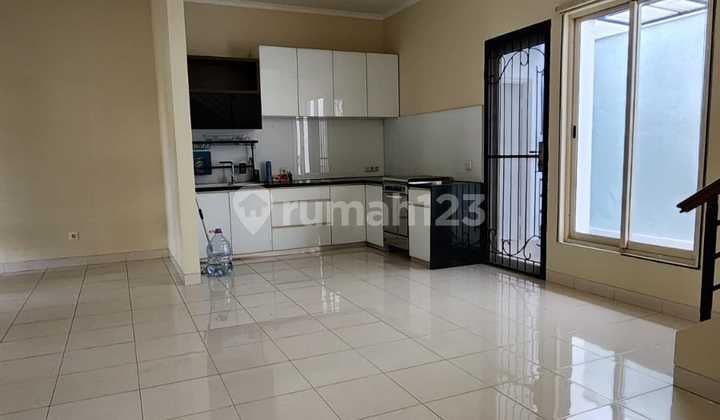 Dijual Rumah Siap Huni Baru Renovasi Cluster New Jasmine, Gading Serpong