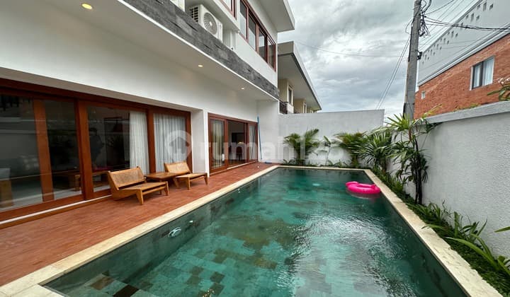 Villa For Sale In Central Brawa Canggu