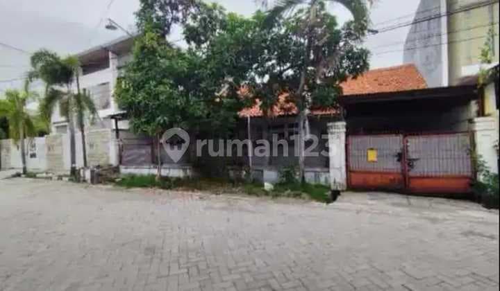 Dijual Rumah Hitung Tanah Strategis di Medokan Surabaya Fd 257
