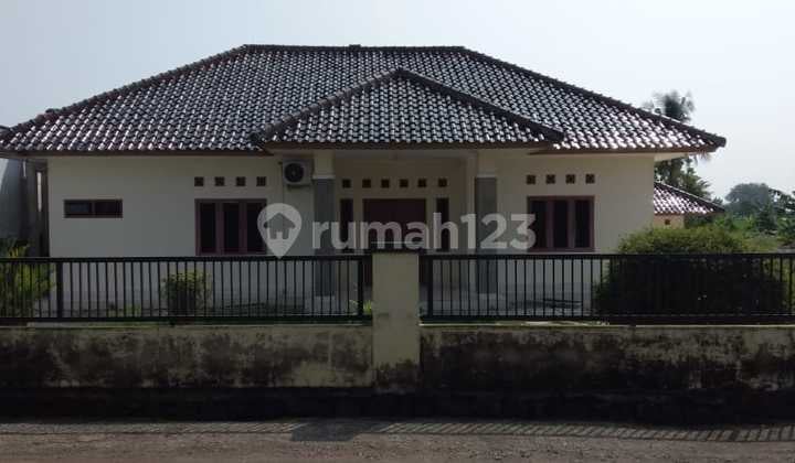 Dijual Rumah Mewah di Subang Lokasi Strategis