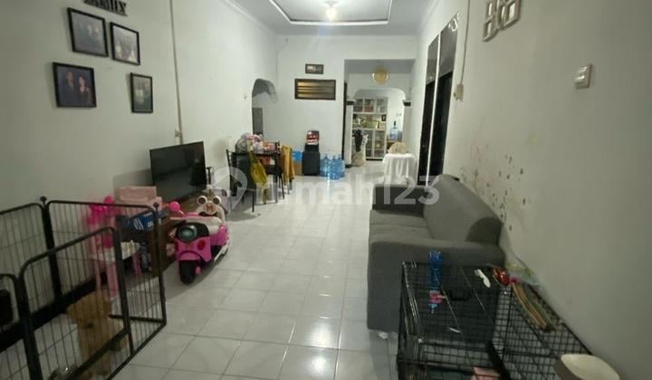 Strategic House in Harapan Baru 1 Bekasi