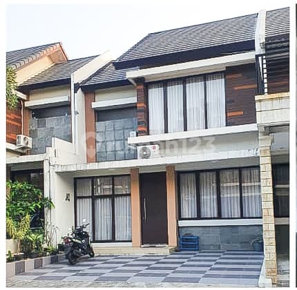 BEST OFFER!!RUMAH ADA KOLAM RENANG COSMO EASTED LIPPO CIKARANG
