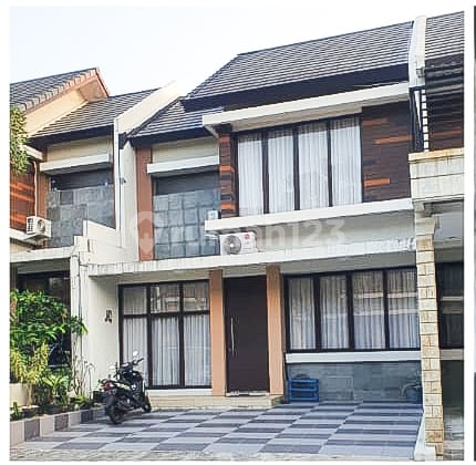 BEST OFFER!!RUMAH ADA KOLAM RENANG COSMO EASTED LIPPO CIKARANG