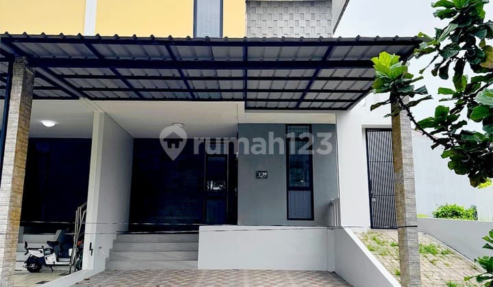 Rumah Bagus 2 Lantai Strategis Siap Huni Simpruk Lippo Cikarang