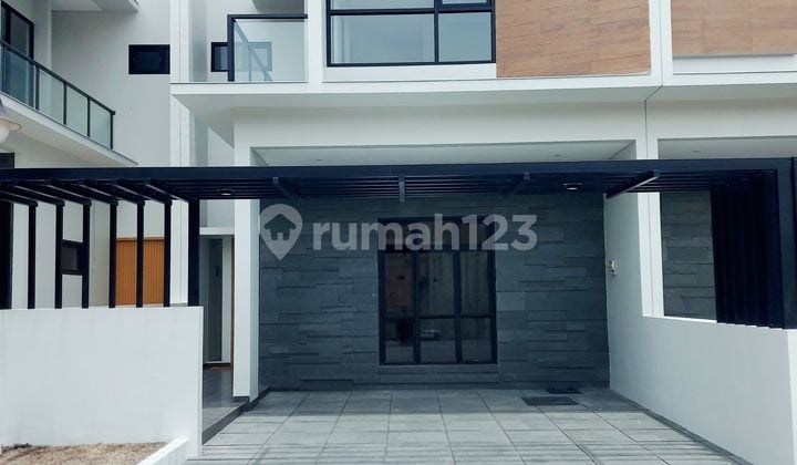 Rumah Mewah Siap Huni di Setiabudi Bandung Utara SHM 3,7 M