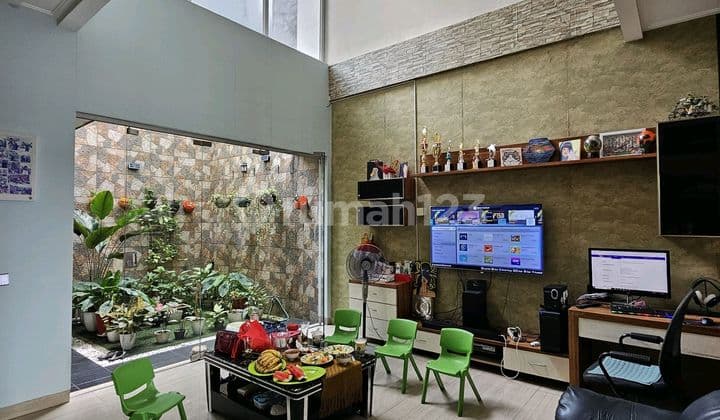 For Quick Sale Semi-Furnished House with Lake View