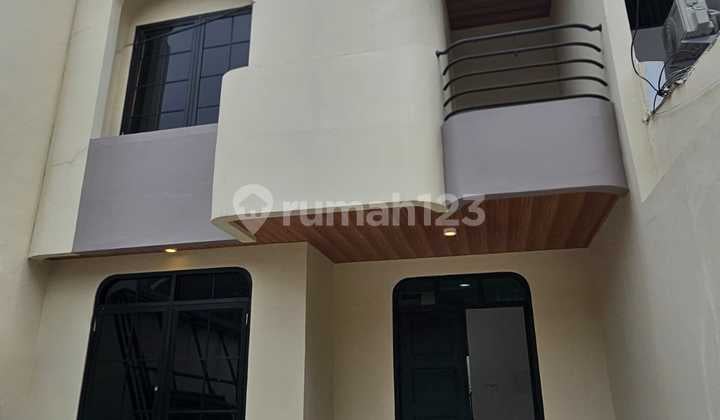 Dijual Rumah Bangunan Mandiri di Sektor 1D Gading Serpong