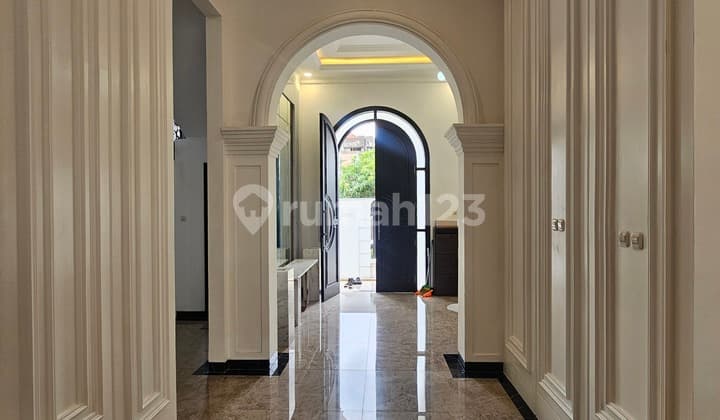 Rumah Mewah, Siap Huni dan Full Furnish di Sek 1 A Gading Serpong