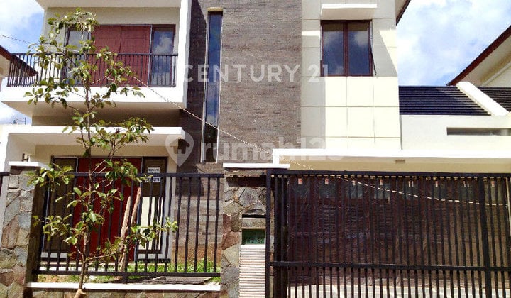 Di Jual Rumah Bagus Perumahan Heliconia Extention Harapan Indah