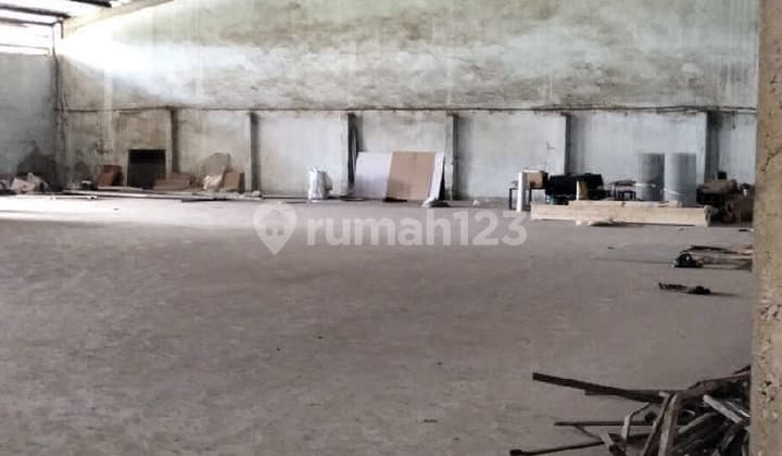 Gudang Bersama di Mengger Moh Toha Bandung