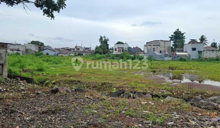 Large Plot with Good Position in Jombang Raya Pdk Aren