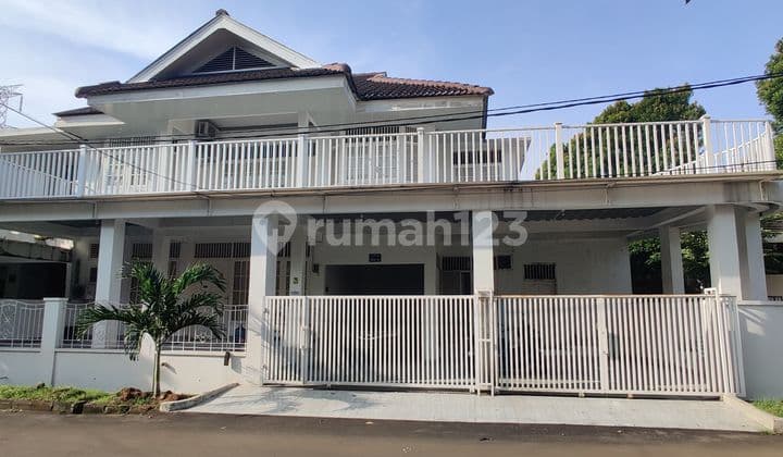 Rumah Posisi Hoek di Maleo Bintaro Sektor 9