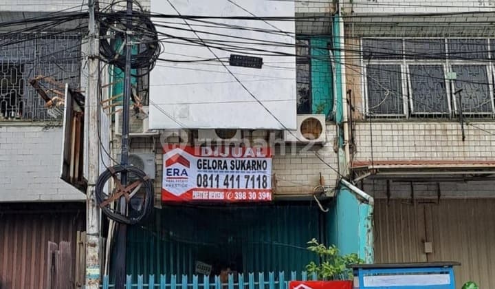 Shop House for Sale in Strategic Location, Jatinegara East Jakarta